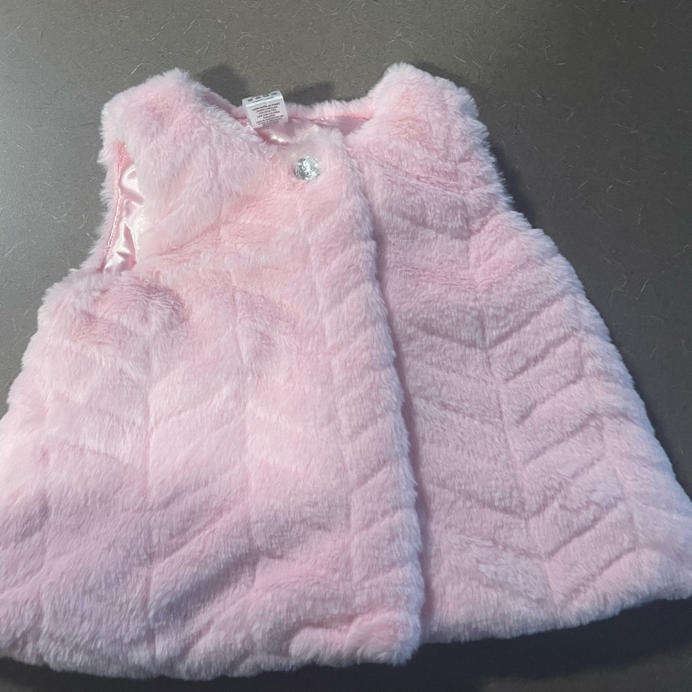 Baby Girls Vest. Used. Size 12 Months
